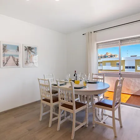 Justo's House District de Faro